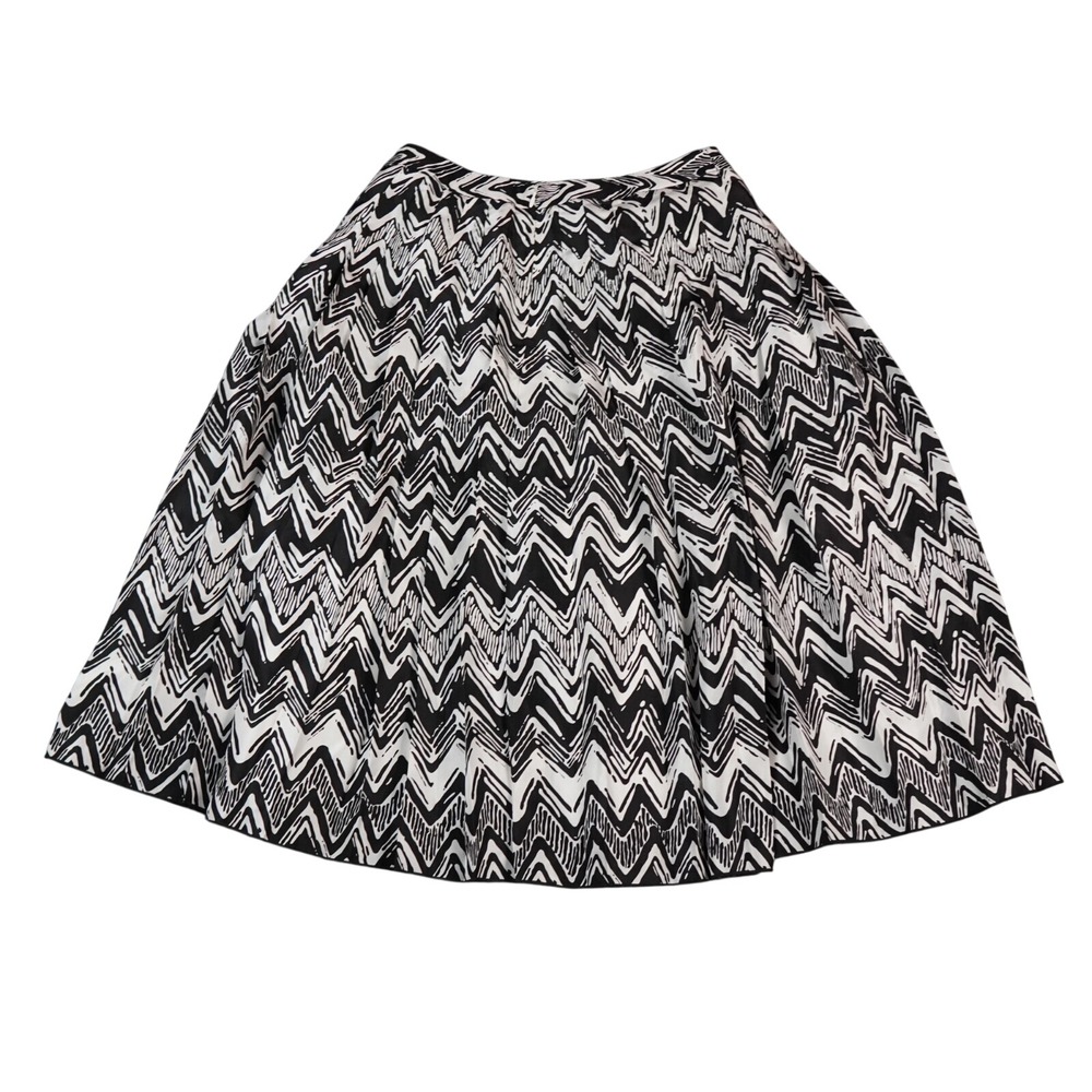 Talbots Skirt Womens 4 Black White A-Line Pure Silk Chevron Zig Zag Career NWT